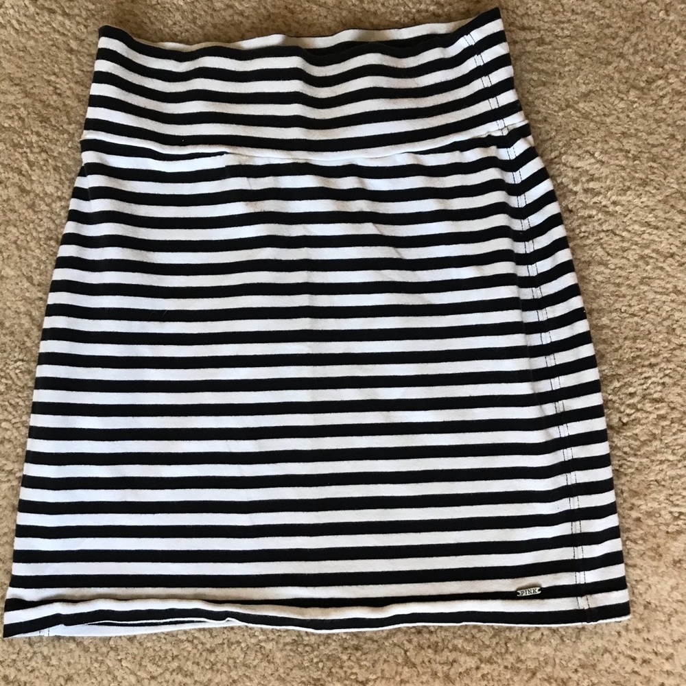 Pink Victoria’s Secret black & white pencil skirt